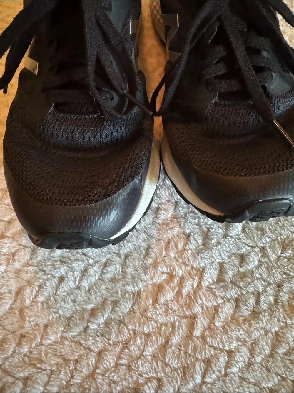 New‎ Balance 520 Black Mesh Athletic Sneakers Size 7